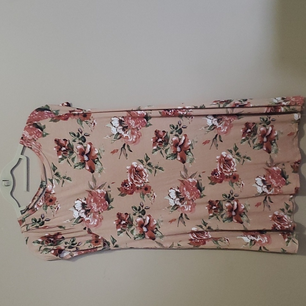 Emerald dress size large $5 if buying 2 or more items